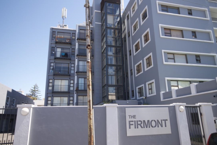 To Let 1 Bedroom Property for Rent in Sea Point Western Cape